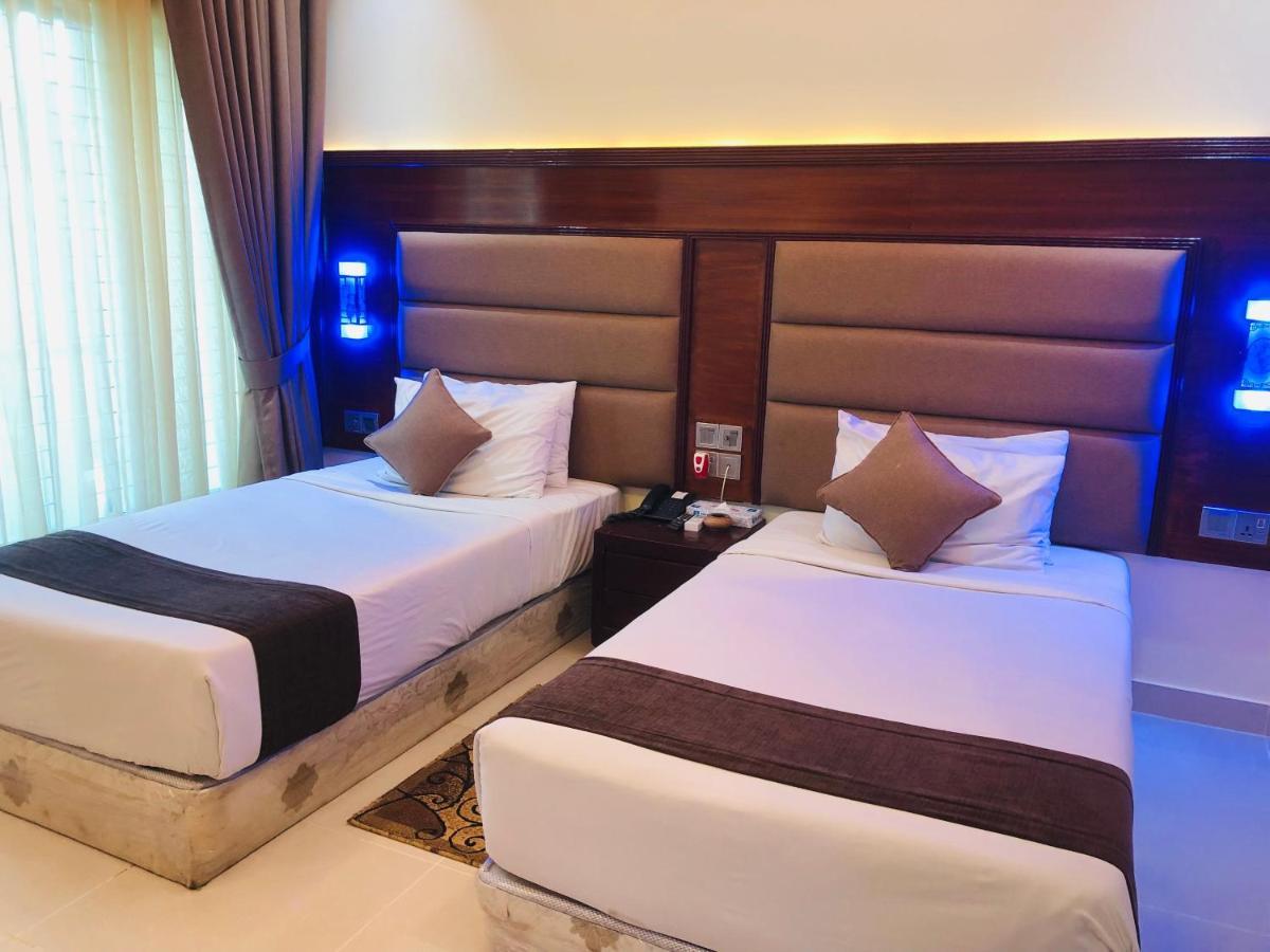 Uni Resort ค็อกเซสบาซาร์ ภายนอก รูปภาพ