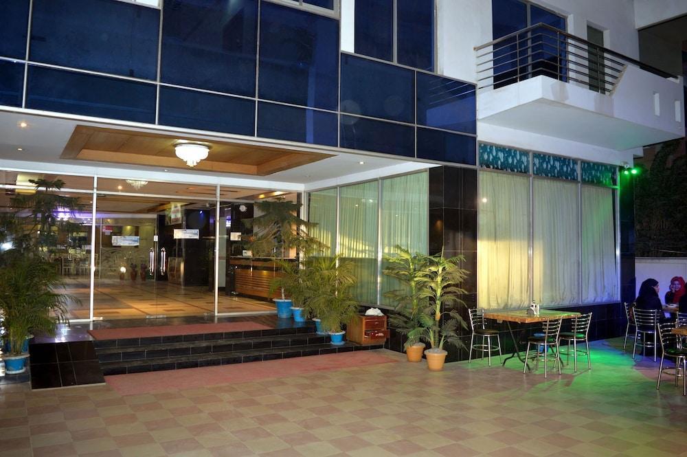 Uni Resort ค็อกเซสบาซาร์ ภายนอก รูปภาพ