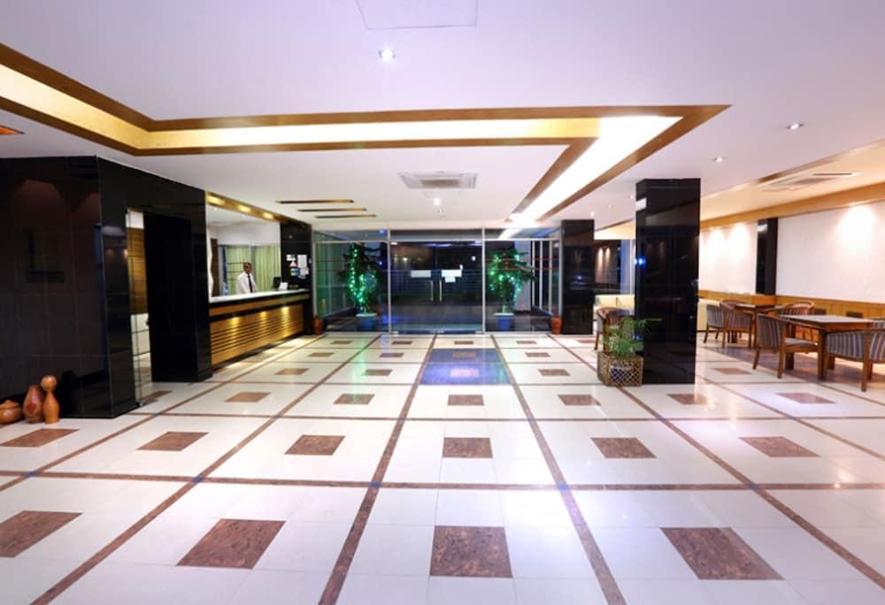 Uni Resort ค็อกเซสบาซาร์ ภายนอก รูปภาพ