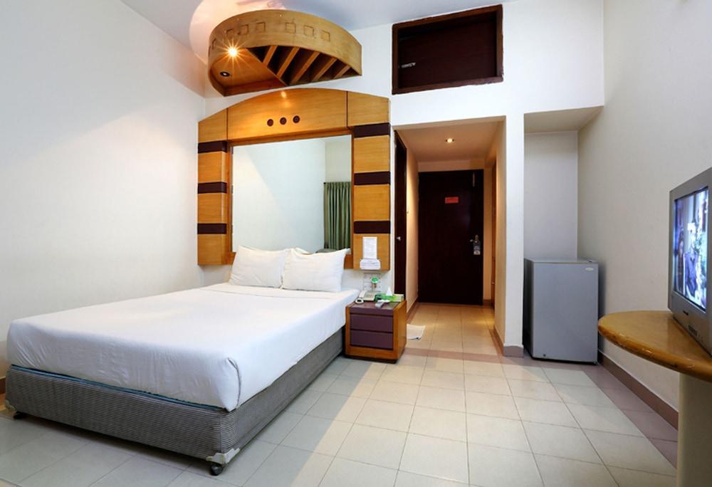Uni Resort ค็อกเซสบาซาร์ ภายนอก รูปภาพ