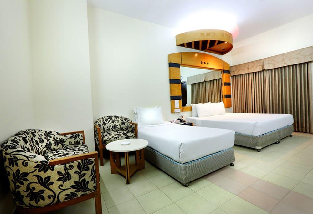 Uni Resort ค็อกเซสบาซาร์ ภายนอก รูปภาพ