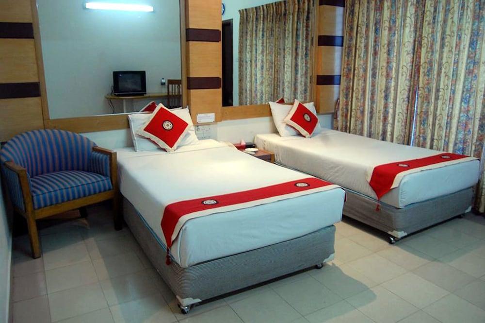 Uni Resort ค็อกเซสบาซาร์ ภายนอก รูปภาพ